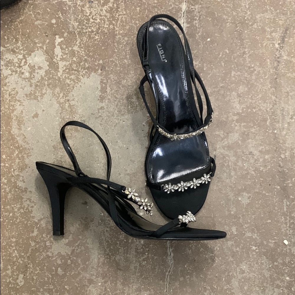 Vintage Fiona flower embellished Black Stiletto Heels